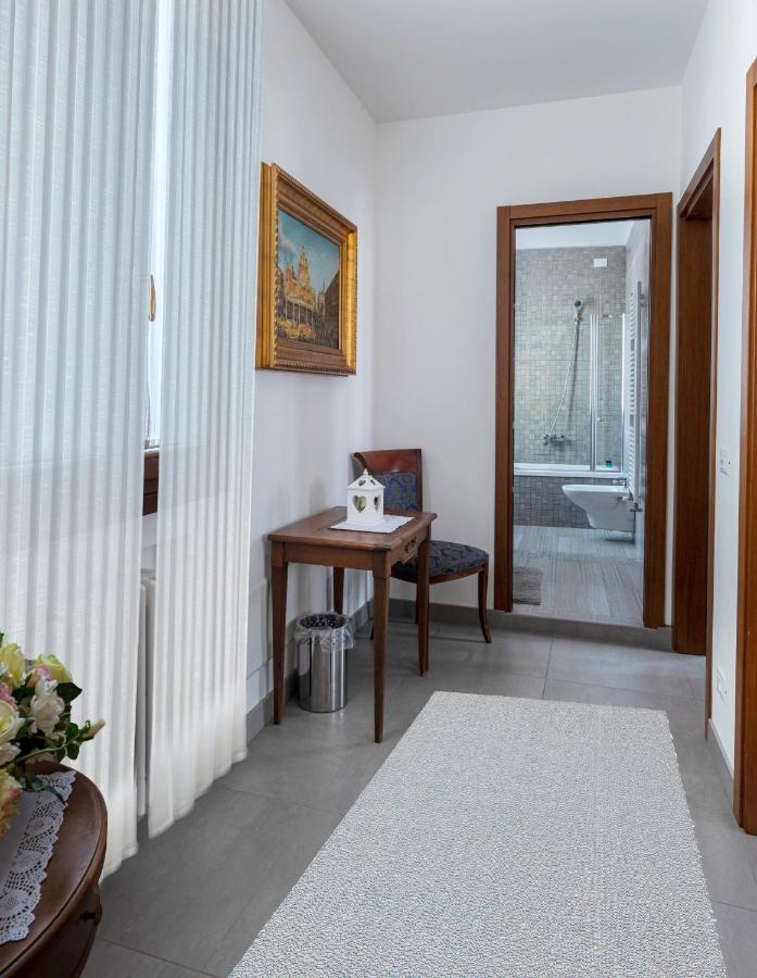 Hotel Ca' degli Specchieri Venedig Exterior foto