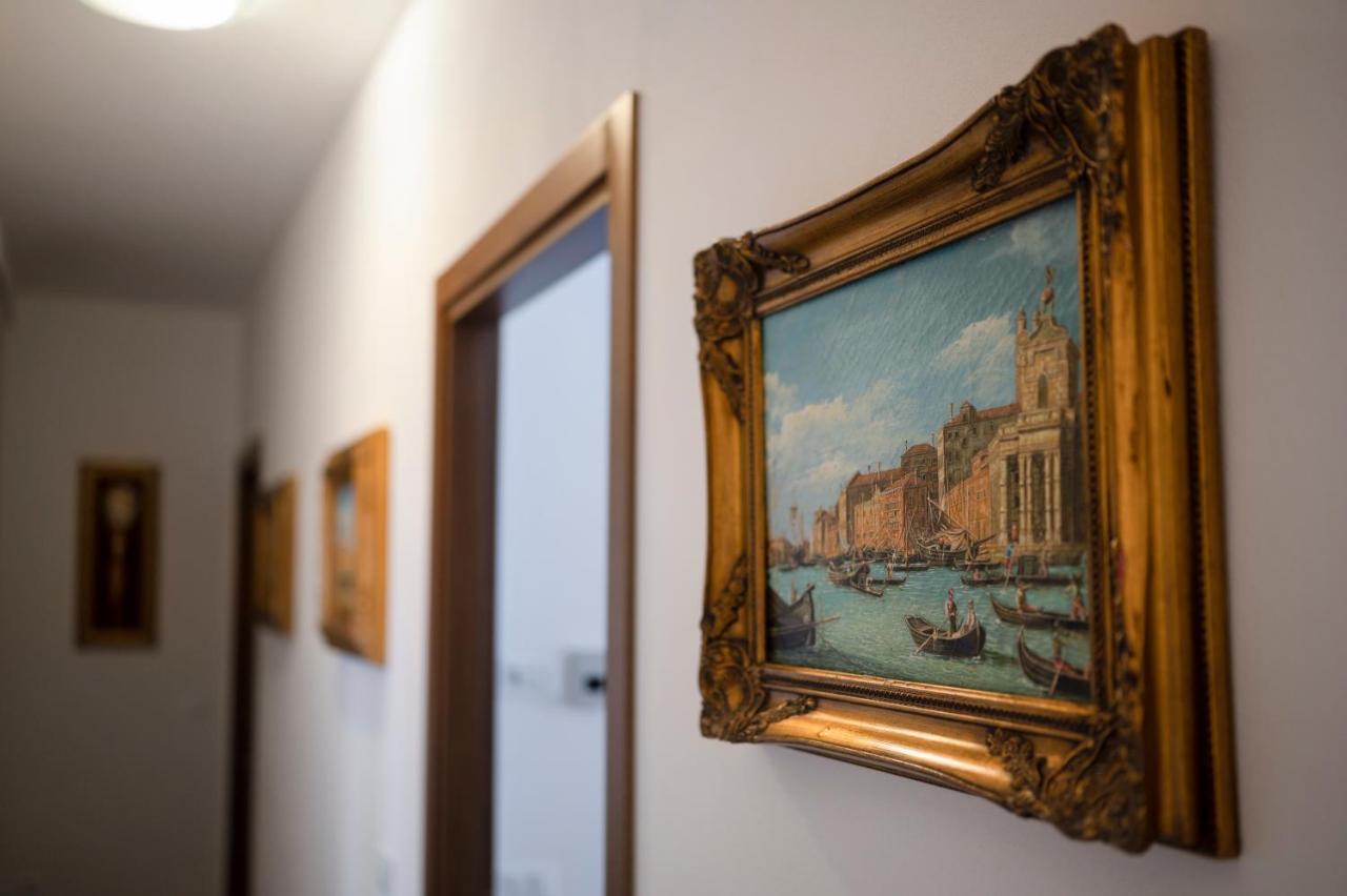 Hotel Ca' degli Specchieri Venedig Exterior foto
